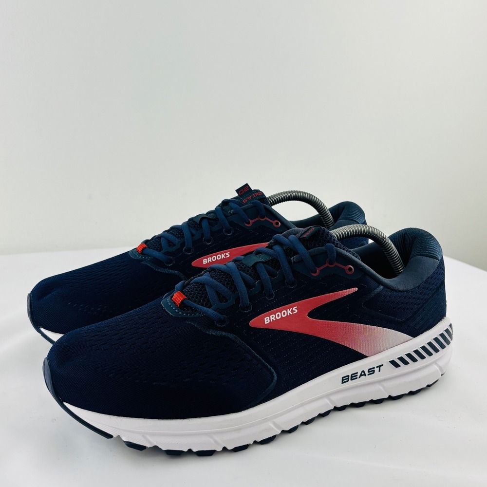 NWOT Brooks Beast 20 Men's Size 10.5 Wide (2E) Comfort Running Shoes Navy Blue